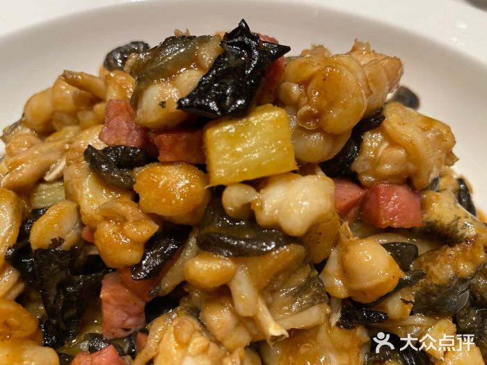 "把徽菜从农家乐的传统印象中提升到精品匠心."-品粹生态餐饮-上海美食