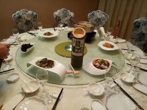 竹乡儿女竹筒酒：蜀南竹海的清香珍品